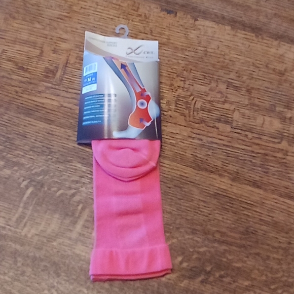 Compression support socks - Picture 2 of 3